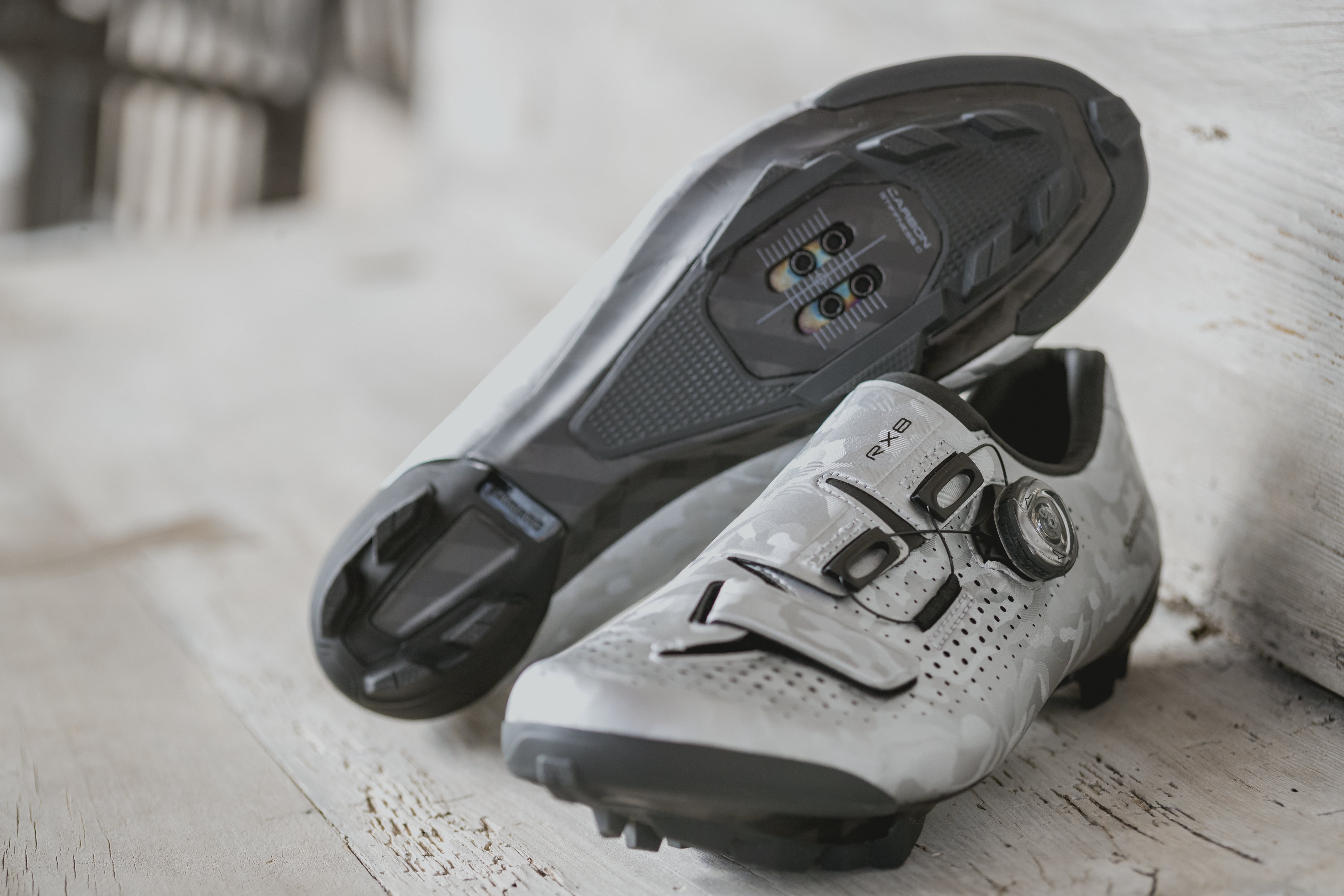 Shimano introduces featherweight RX8 Gravel Bike racing shoe | SPARK BIKE